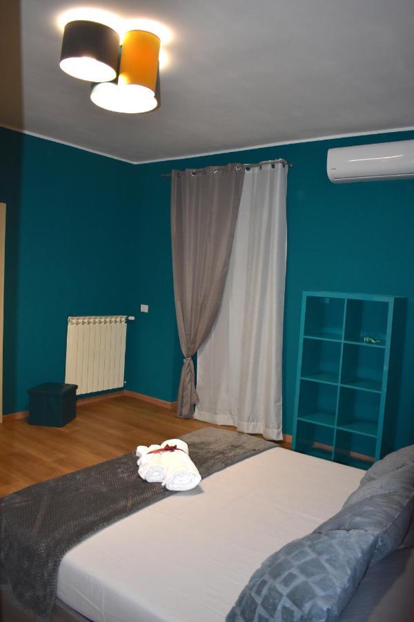Casa Vacanze Oikia - Room Orchidea Неаполь Экстерьер фото